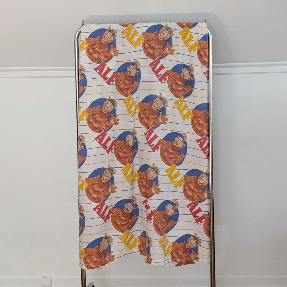 1986 Vintage Alf the Alien Bedsheet